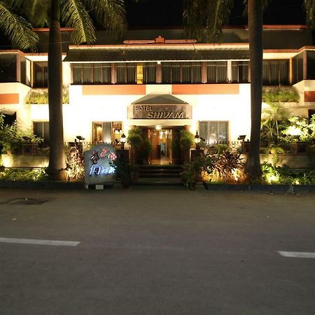 פונה Hotel Shivam מראה חיצוני תמונה
