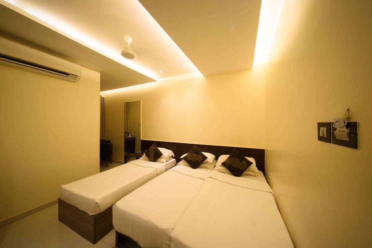 פונה Hotel Shivam מראה חיצוני תמונה